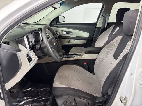 Used 2016 Chevrolet Equinox LS image 15