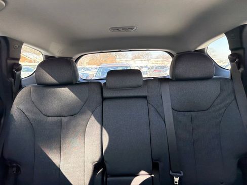 Used 2023 Hyundai Santa Fe SEL image 36