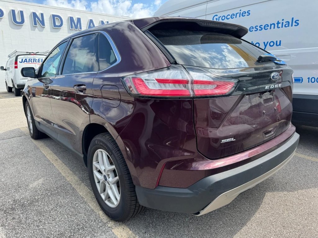 Used 2021 Ford Edge SEL w/ Convenience Package FWD image 9