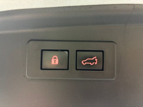 Used 2023 Subaru Outback Limited AWD/4WD image 14