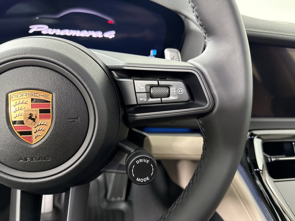 New 2026 Porsche Panamera 4 AWD/4WD image 38