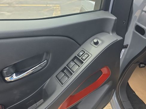 New 2025 Nissan Frontier PRO-4X image 16