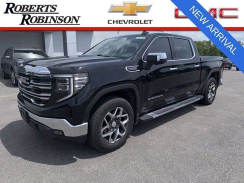 Used 2024 GMC Sierra 1500 SLT w/ SLT Premium Plus Package AWD/4WD image 1