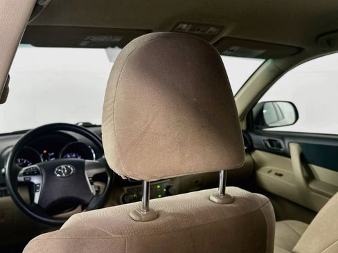 Used 2013 Toyota Highlander 4WD w/ Cold Weather Pkg image 27
