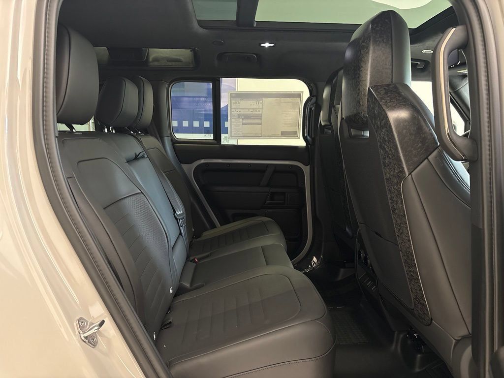 New 2026 Land Rover Defender 110 AWD/4WD image 16
