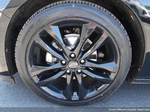 Used 2020 Chevrolet Malibu LT w/ Midnight Edition FWD image 9
