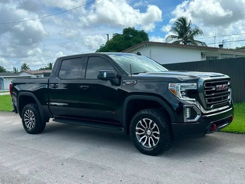Used 2021 GMC Sierra 1500 AT4 w/ AT4 Premium Package AWD/4WD image 1