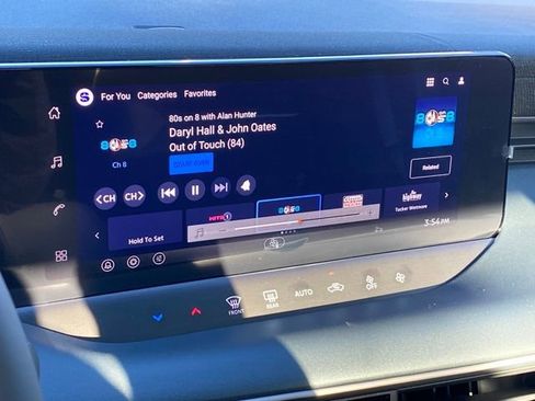 New 2026 Nissan Leaf w/ Illuminated Package image 20