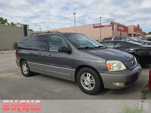 Used 2005 Ford Freestar Limited FWD image 1