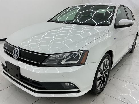 Used 2016 Volkswagen Jetta SEL Premium FWD image 1