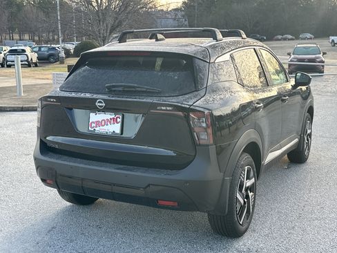 New 2026 Nissan Kicks SV w/ Cold Weather Package image 5