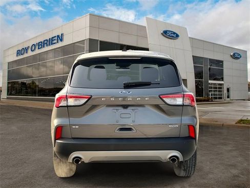 Certified 2022 Ford Escape SE w/ Convenience Package image 4