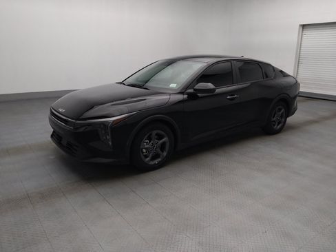 Used 2025 Kia K4 FWD image 2
