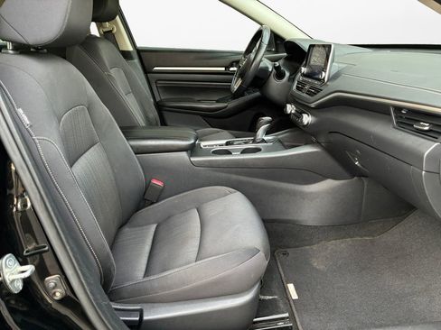 Used 2019 Nissan Altima 2.5 SV image 24