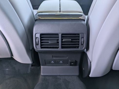 New 2026 Land Rover Range Rover Velar Dynamic SE image 20