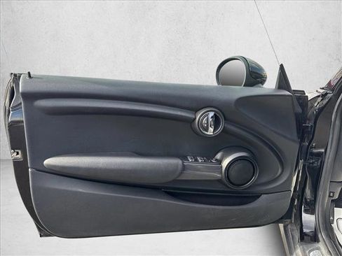 Used 2019 MINI Cooper Convertible image 13