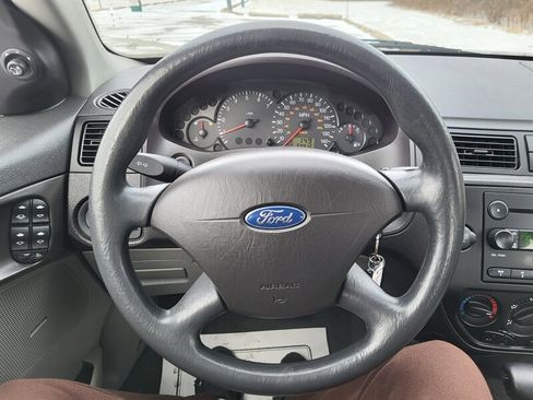 Used 2007 Ford Focus SE image 16