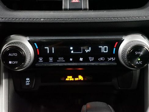 Certified 2025 Toyota RAV4 LE image 20