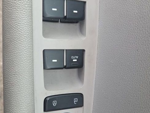 Used 2016 Hyundai Sonata SE FWD image 19
