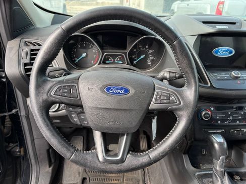 Used 2017 Ford Escape SE w/ Equipment Group 201A AWD/4WD image 5