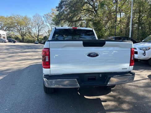 Used 2023 Ford F150 XLT image 3