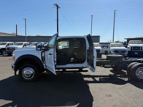 New 2026 Ford F550 4x4 Supercab Super Duty image 13