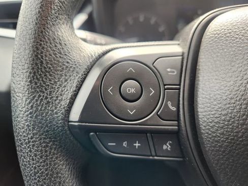 Certified 2025 Toyota Corolla LE image 27