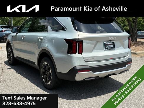 New 2026 Kia Sorento S AWD/4WD image 4