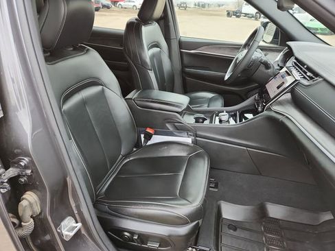 Used 2024 Jeep Grand Cherokee L Limited w/ Trailer Tow Package image 27