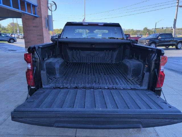 Used 2023 Chevrolet Silverado 1500 LT AWD/4WD image 21