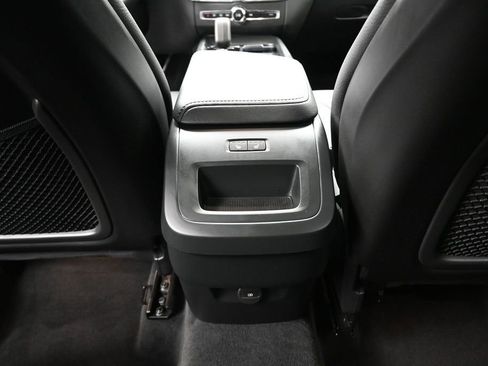 Used 2025 Volvo XC60 B5 Plus w/ Climate Package AWD/4WD image 15