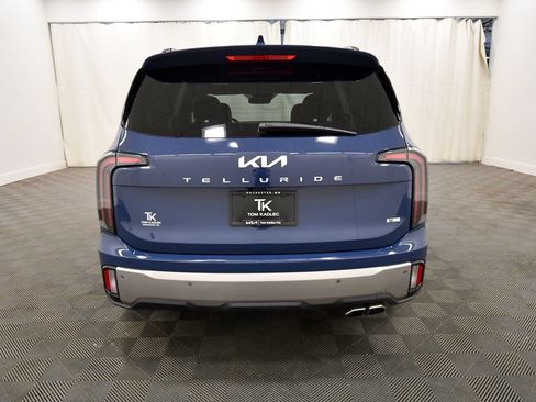 Certified 2023 Kia Telluride SX X-Line AWD/4WD image 6