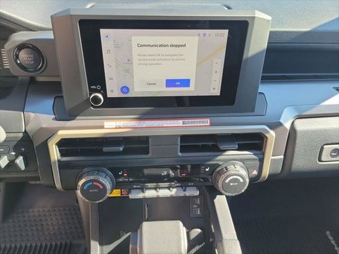 Certified 2025 Toyota Tacoma SR5 image 22