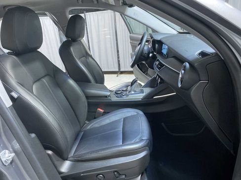 Used 2019 Alfa Romeo Stelvio Ti AWD/4WD image 14