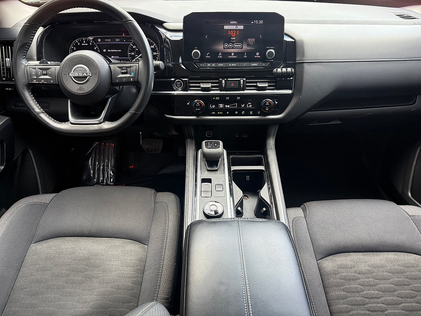 Used 2023 Nissan Pathfinder SV AWD/4WD image 12
