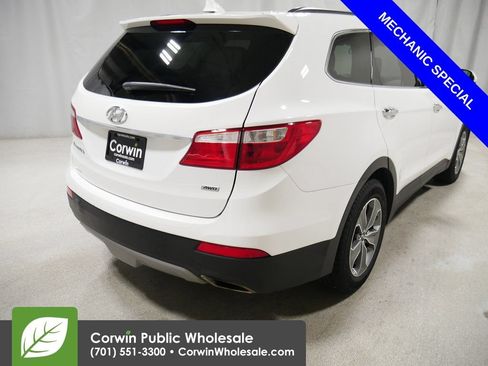 Used 2013 Hyundai Santa Fe GLS w/ Popular Equipment Pkg AWD/4WD image 8