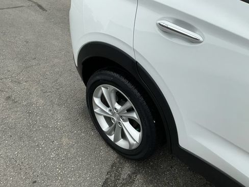 Used 2022 Buick Encore GX Preferred FWD image 18