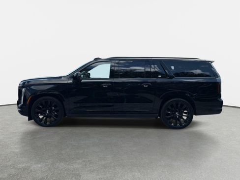 Used 2026 Cadillac Escalade ESV Platinum Sport w/ LPO, ONYX Package AWD/4WD image 6