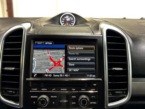 Used 2014 Porsche Cayenne GTS AWD/4WD image 41