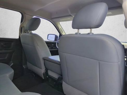 Used 2018 RAM 1500 Express w/ Express Value Package RWD image 22