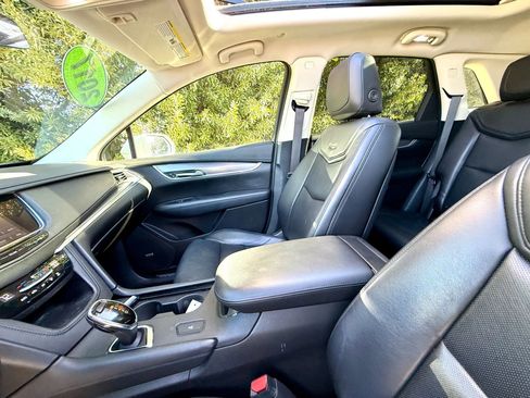 Used 2017 Cadillac XT5 Luxury image 43