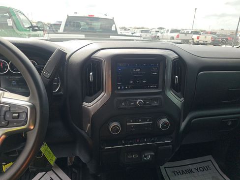 Used 2022 Chevrolet Silverado 2500 W/T w/ WT Convenience Package image 6