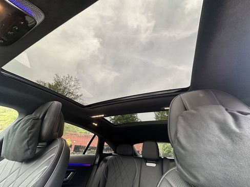 Certified 2023 Mercedes-Benz EQS 580 4MATIC Sedan image 34