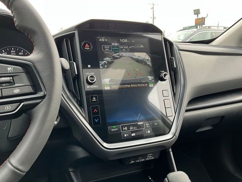 Used 2025 Subaru Crosstrek 2.5i Limited w/ Crosstrek Mirror Package image 18