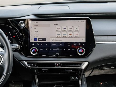 Used 2023 Lexus RX 350 350 Premium image 11