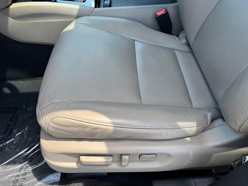 Used 2021 Honda Pilot Touring image 17