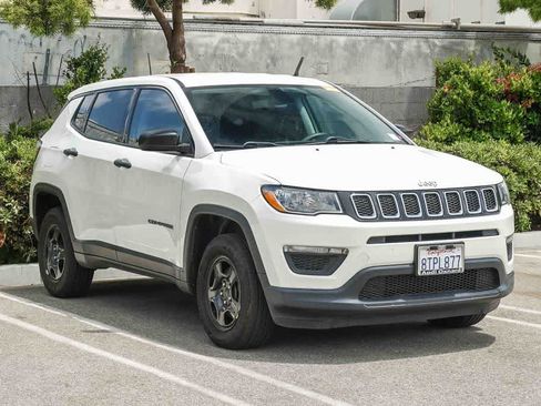 Used 2019 Jeep Compass Sport AWD/4WD image 3