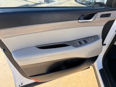 Used 2021 Hyundai Palisade SEL w/ Premium Package image 15