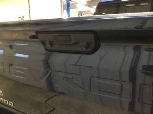 Used 2022 Chevrolet Silverado 2500 High Country w/ Technology Package image 23