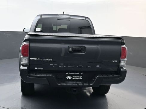 Used 2023 Toyota Tacoma TRD Sport w/ Technology Package AWD/4WD image 4